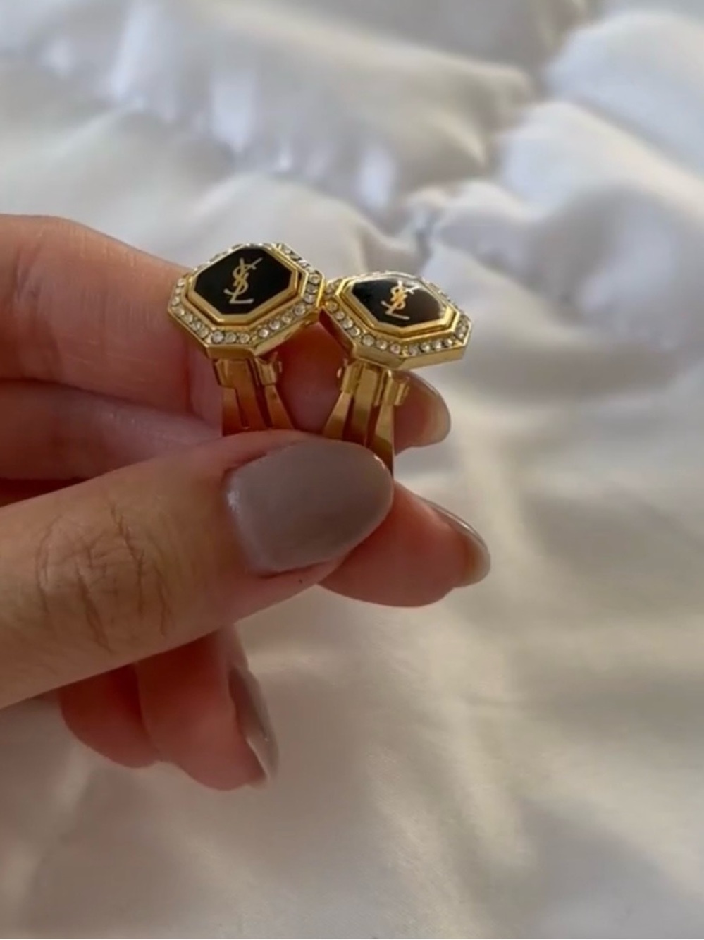 YSL Yves Saint Laurent Vintage Black & Gold Clip On Pendant Earrings w/ Crystals - Picture 11 of 17